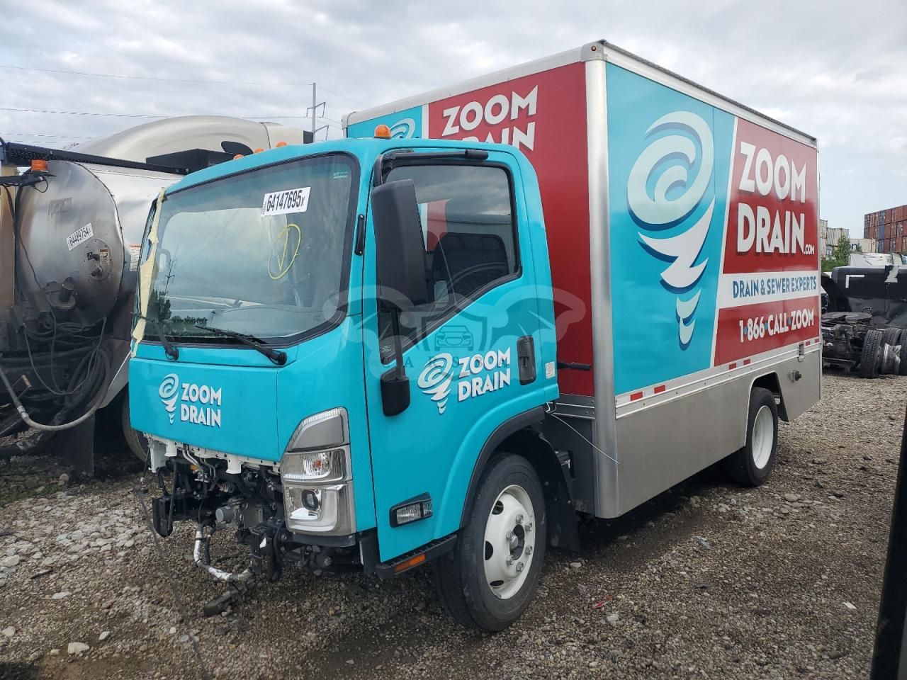 Isuzu NPR 6.6L 8 2024