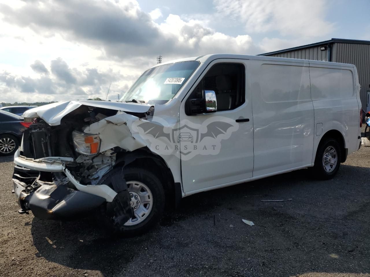 Nissan NV series 2500 5.6L 8 2014