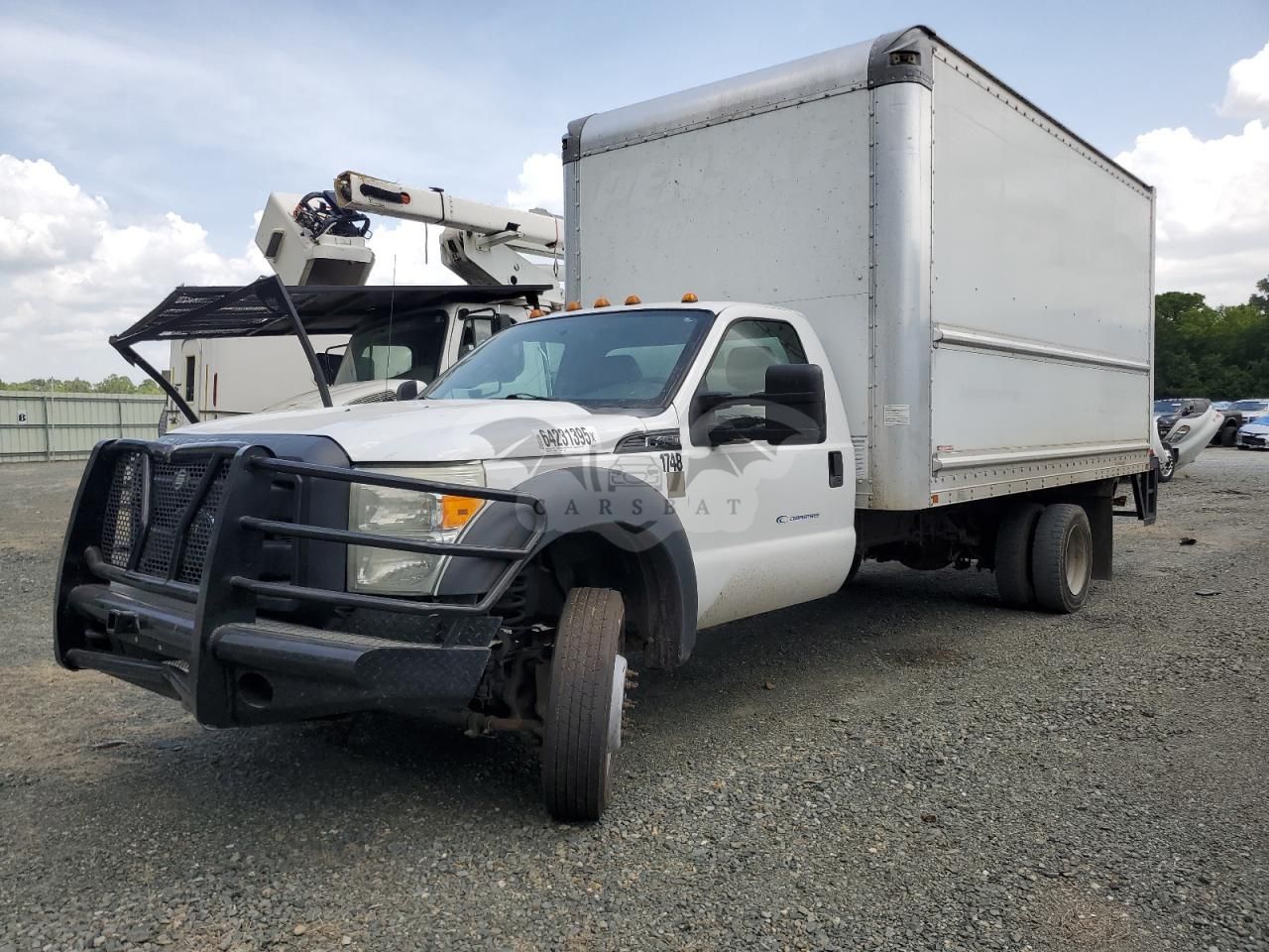 Ford F-450 SUPER DUTY 6.8L 10 2015