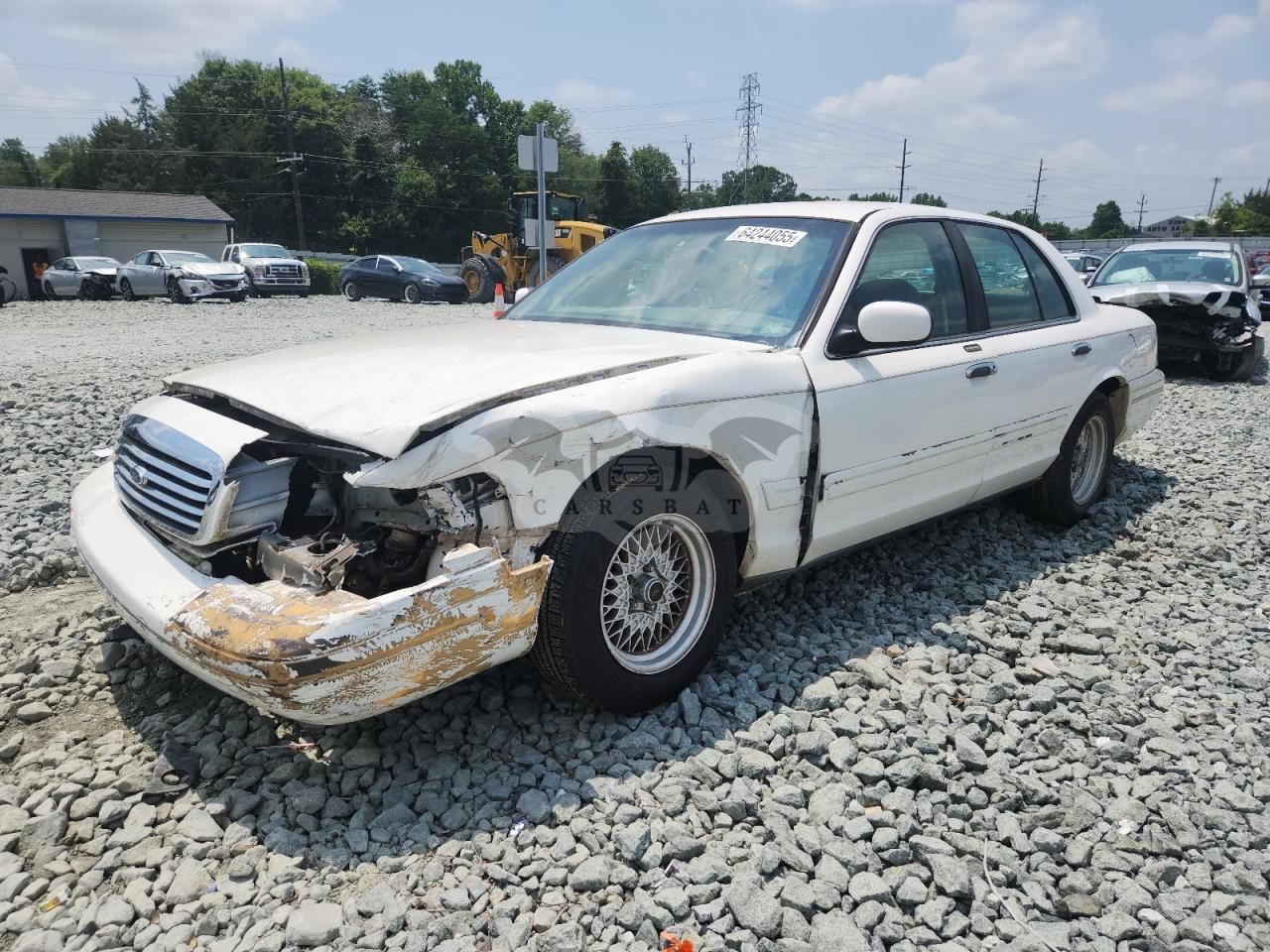 Ford Crown LX 4.6L 8 2000