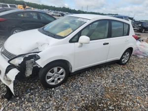Nissan Versa S 1.8L 4 2009