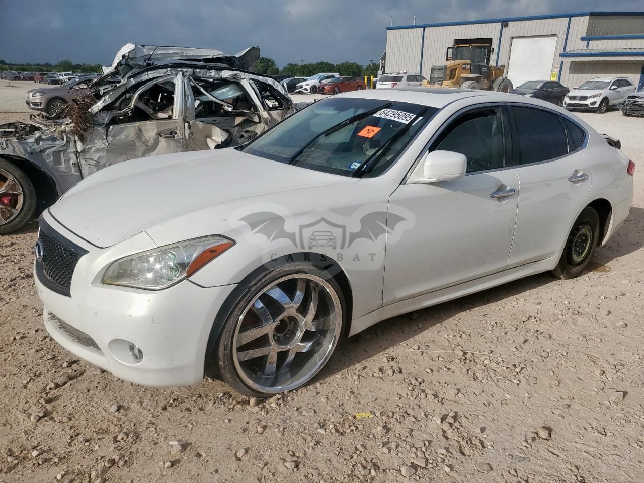Infiniti M37 3.7L 6 2011