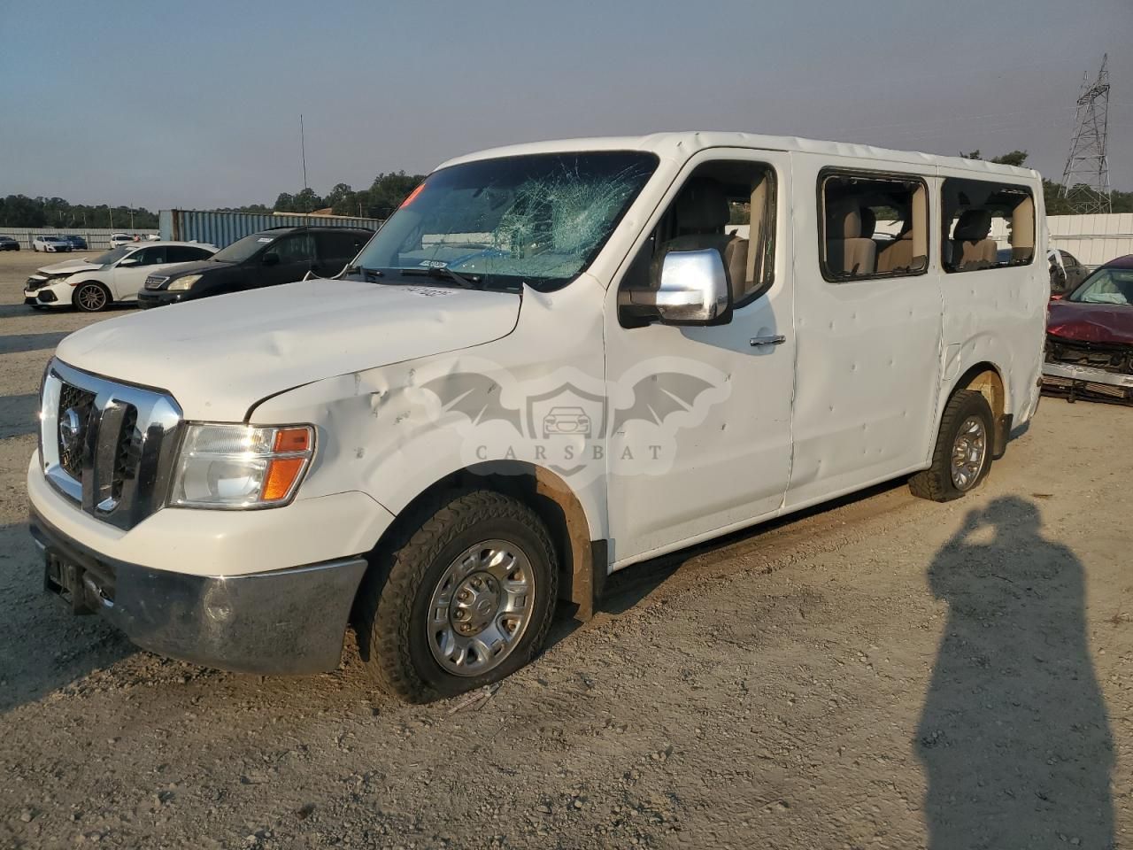 Nissan NV series 3500 S 5.6L 8 2013