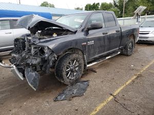 RAM 1500 ST 5.7L 8 2014