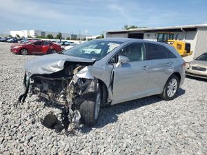 Toyota Venza LE 2.7L 4 2015