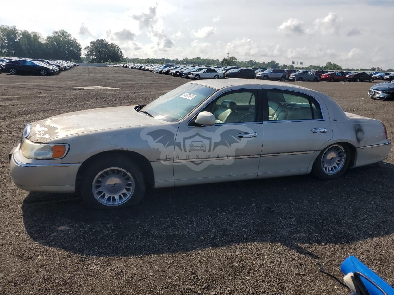 Lincoln Town Car CARTIER 4.6L 8 1999
