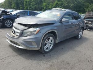 Mercedes-Benz GLA 250 4MATIC 2.0L 4 2015