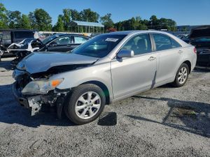 Toyota Camry BASE 2.5L 4 2011