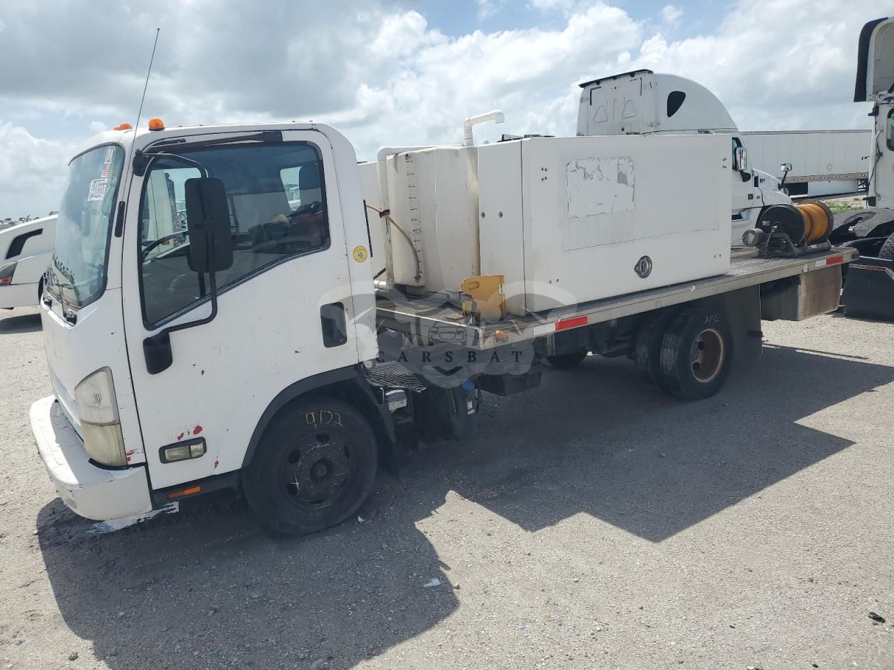 Isuzu NPR 3.0L 4 2011