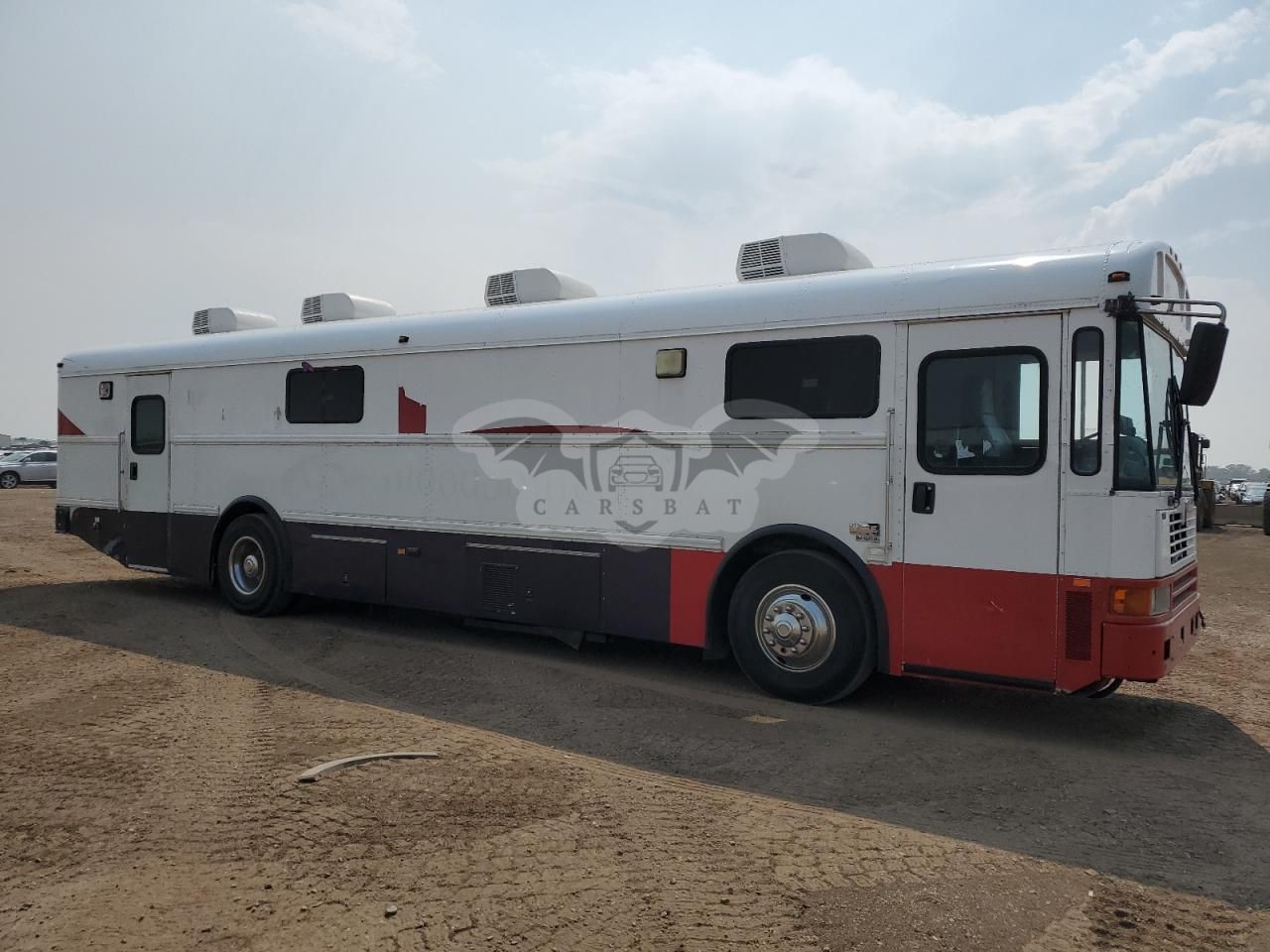 IC Corporation FE Series FE 7.6L 6 2010