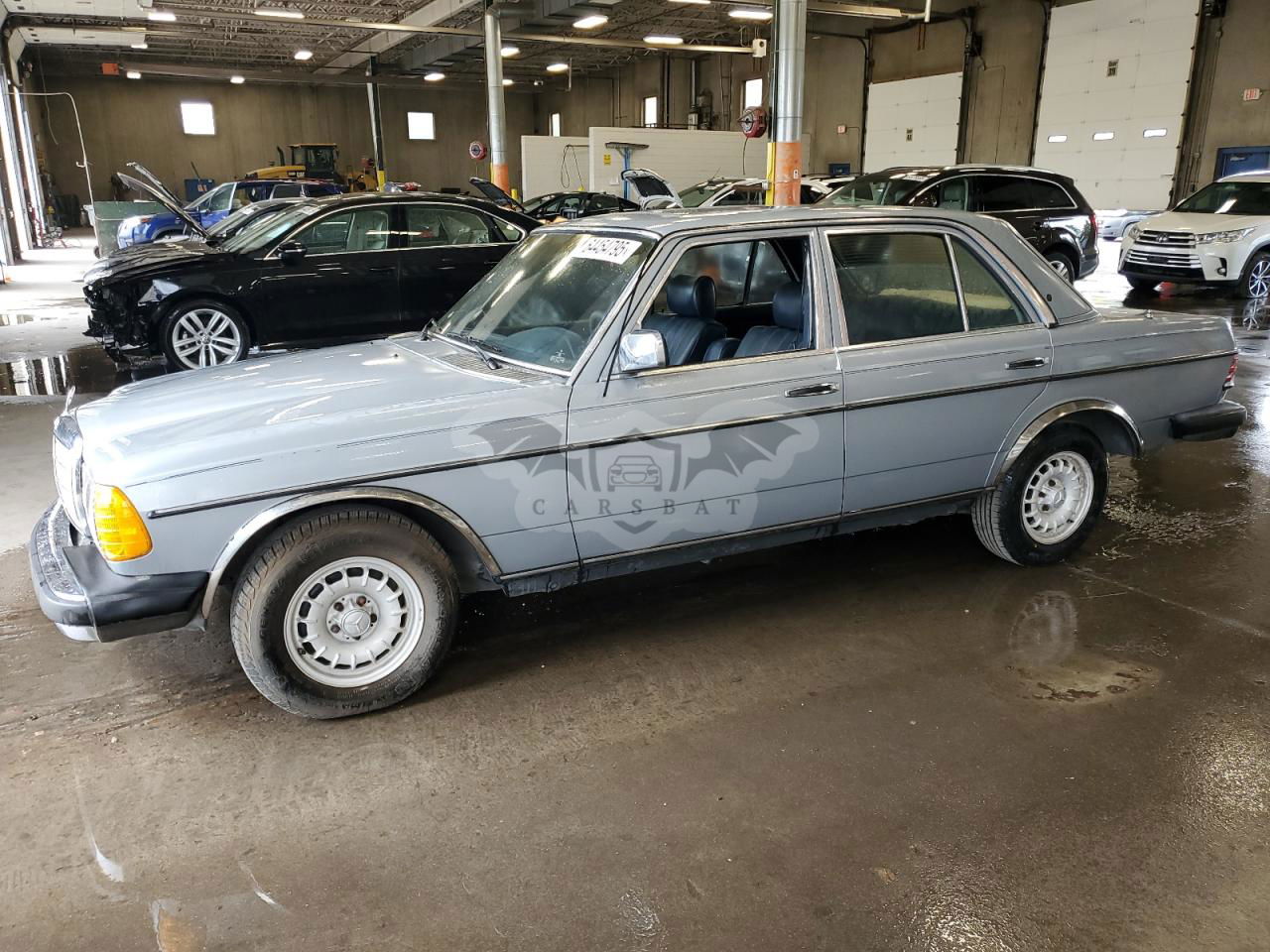 Mercedes-Benz 300 D 3.0L  5 1981