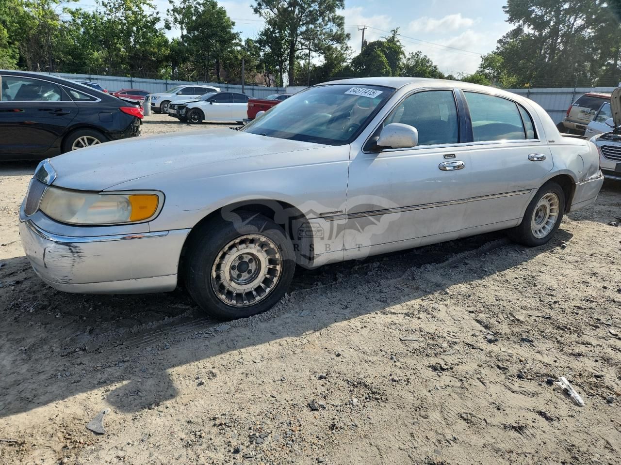 Lincoln Town Car EXECUTIVE 4.6L 8 1999