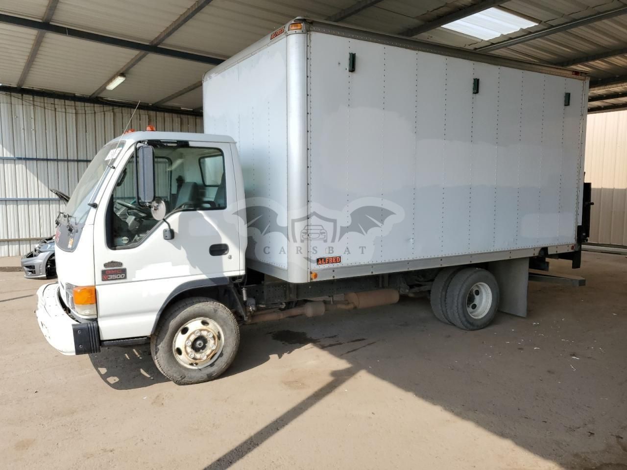 GMC W-series W35042 6.0L 8 2005