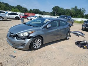 Hyundai Elantra SE 1.8L 4 2015