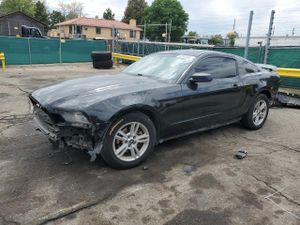 Ford Mustang 3.7L 6 2014