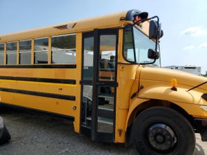 IC Corporation CE Series CE 7.6L 6 2014