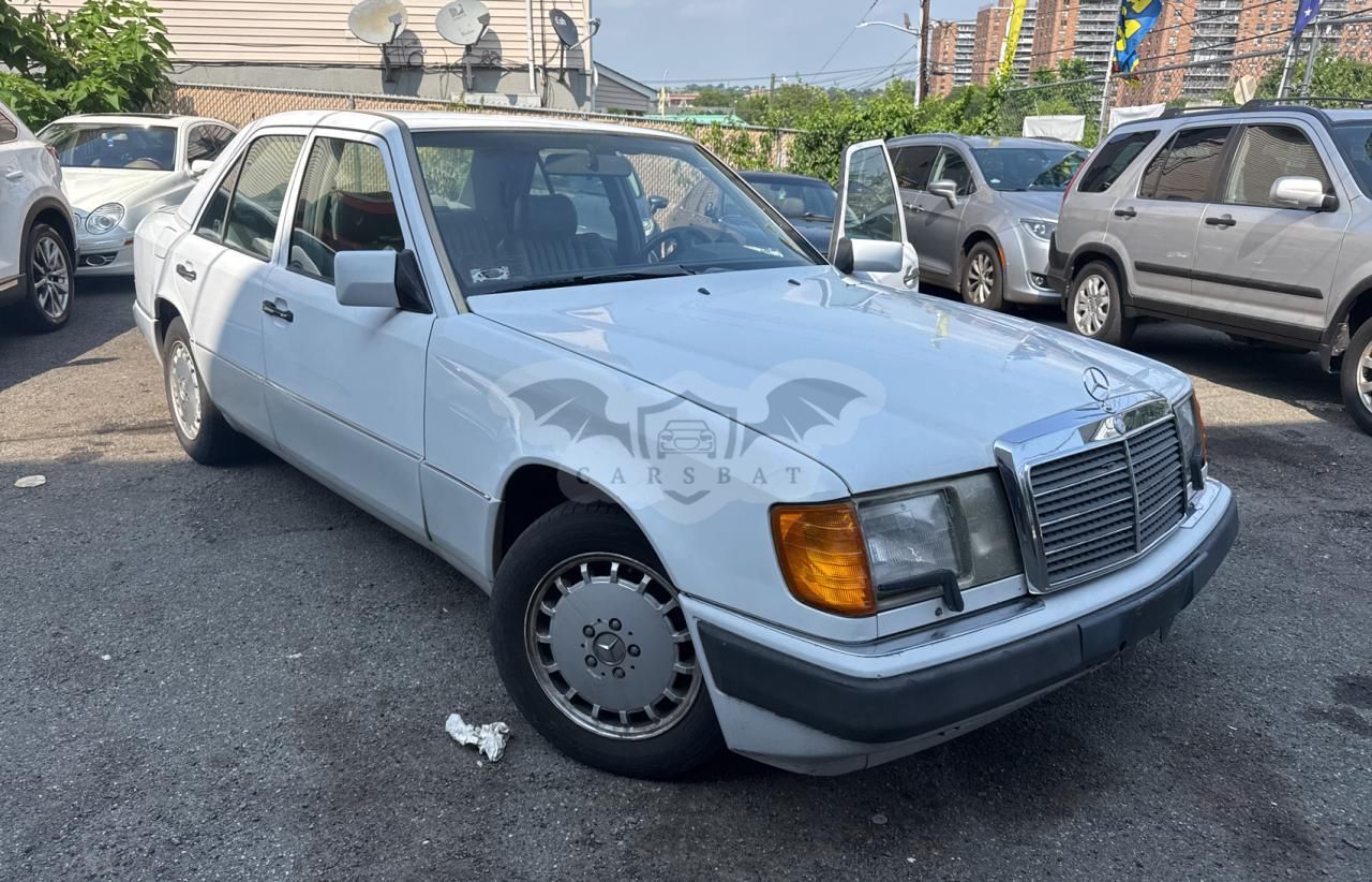 Mercedes-Benz 300 E 2.6 2.6L 6 1992