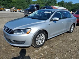 Volkswagen Passat S 1.8L 4 2015