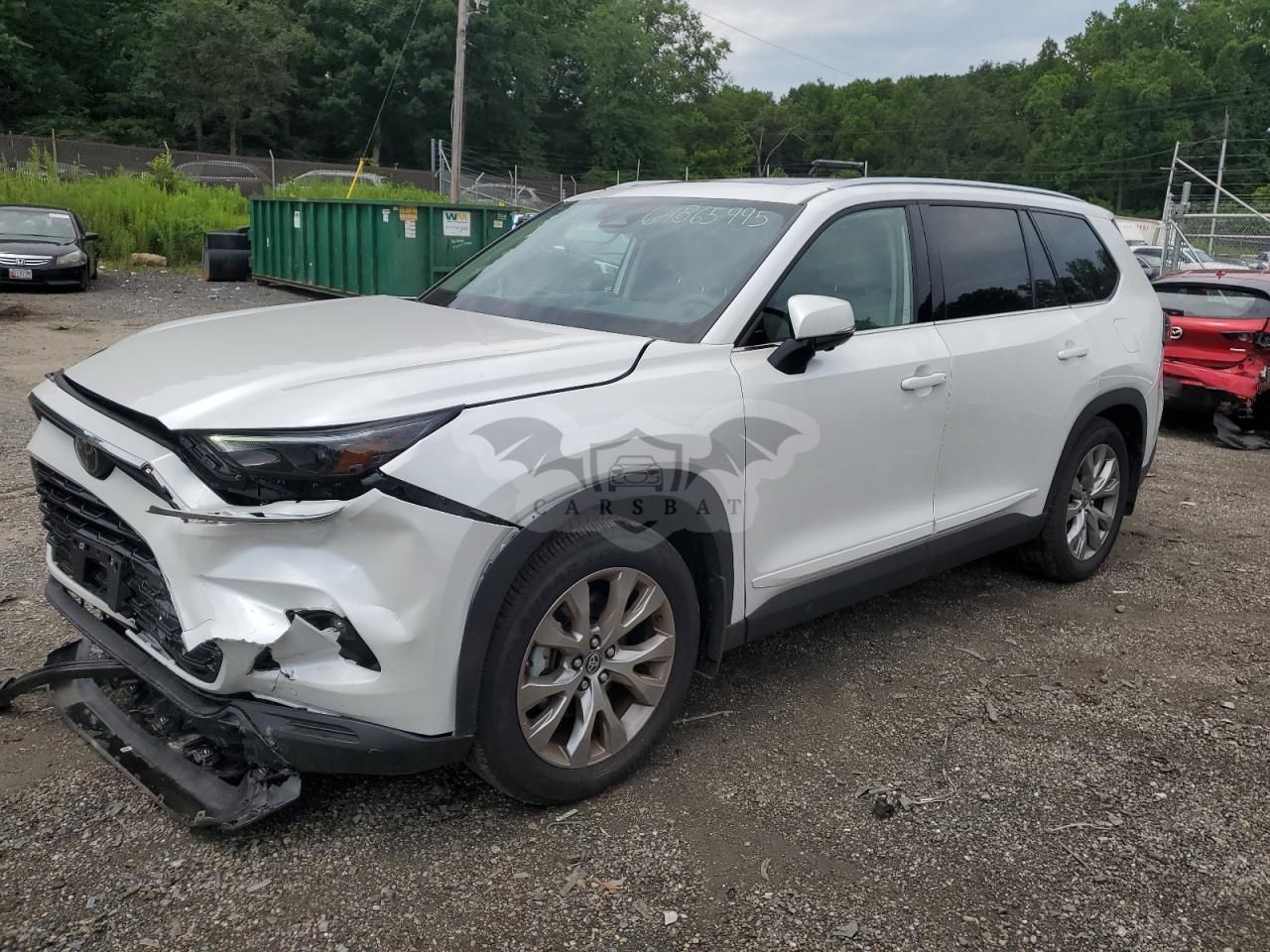 Toyota Grand Highlander LE 2.4L 4 2025