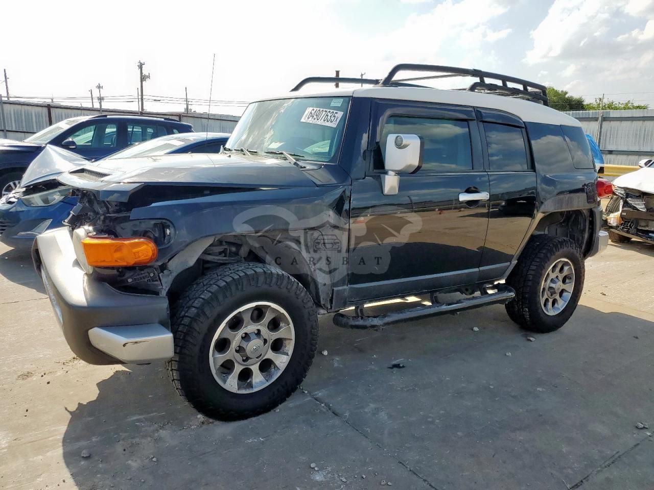 Toyota FJ Cruiser 4.0L 6 2011