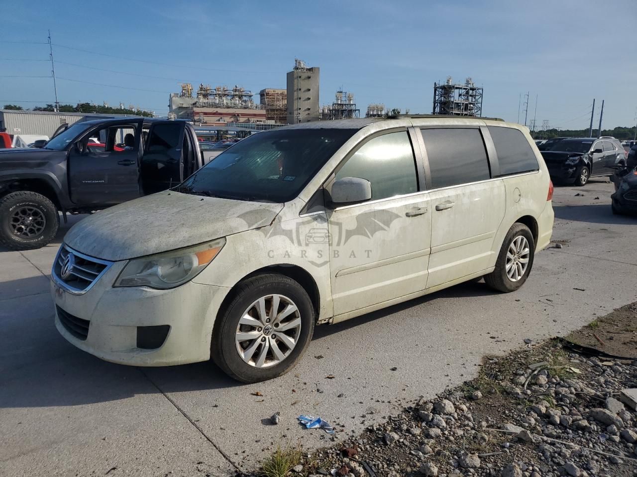 Volkswagen Routan SE 3.6L 6 2012