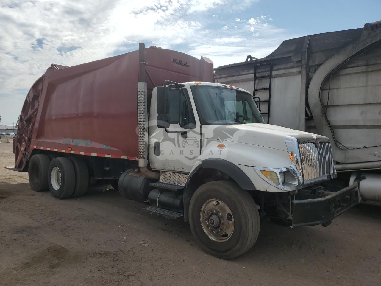 International WorkStar / 7000 Series 7400 6 2003