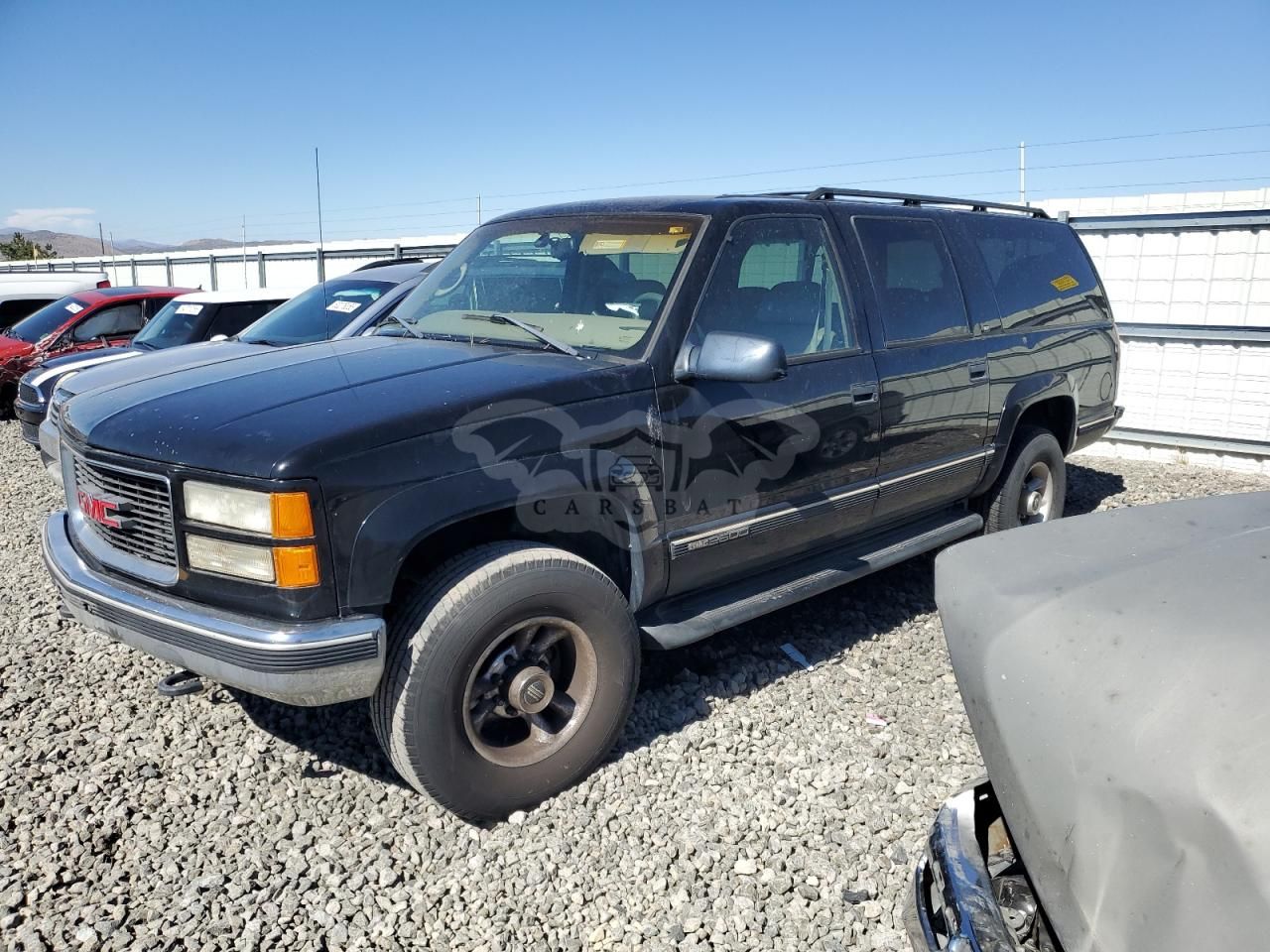 GMC Suburban K2500 7.4L 8 1999
