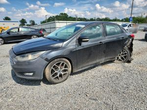 Ford Focus SE 2.0L 4 2015