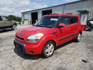 Kia Soul + 2.0L 4 2010