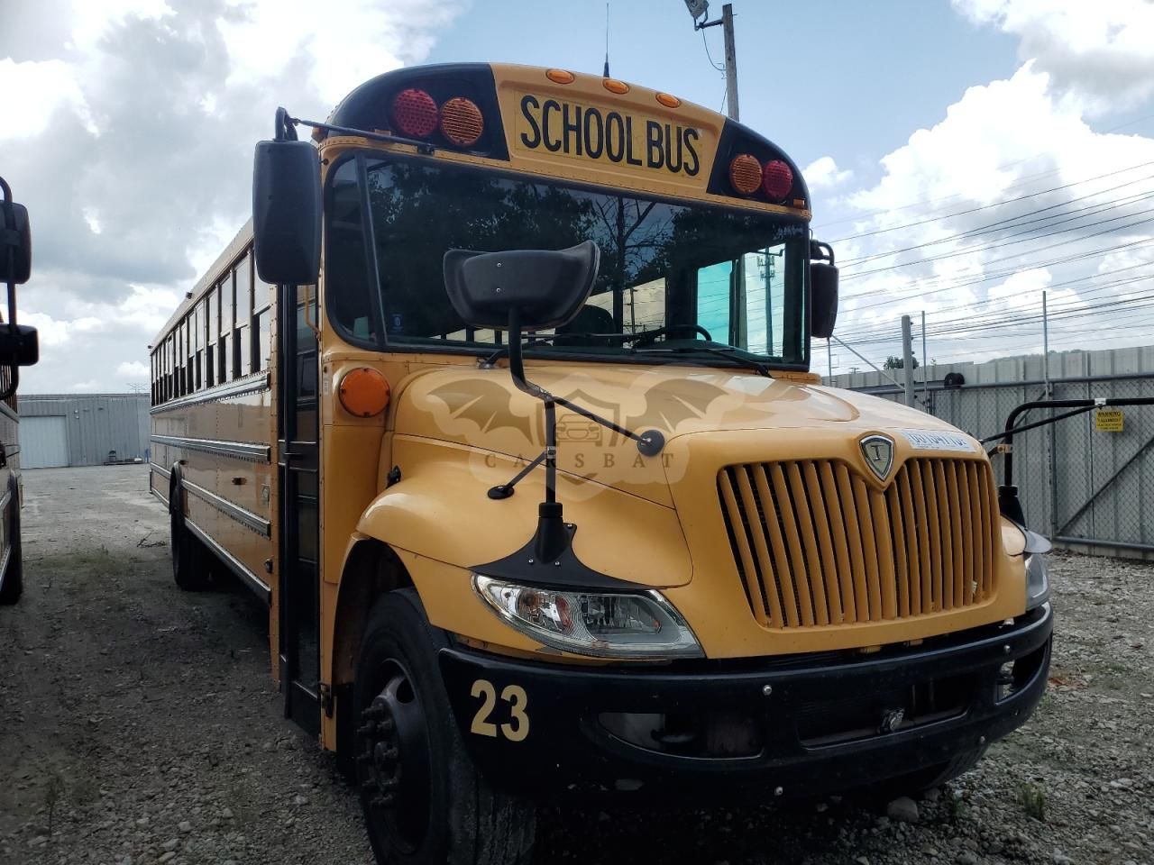 IC Corporation CE Series CE 7.6L 6 2010