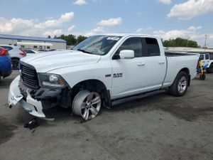 RAM 1500 SPORT 5.7L 8 2014