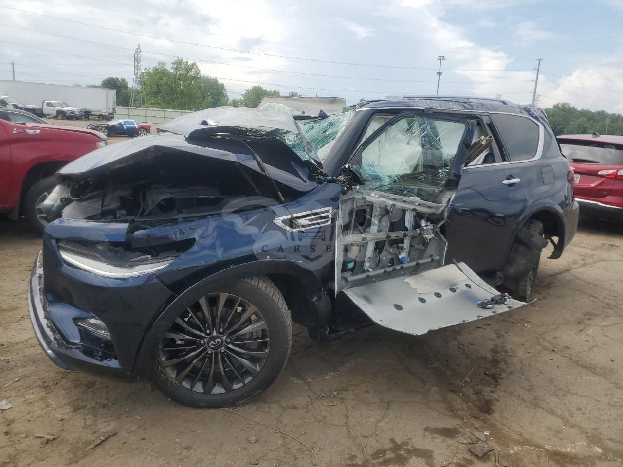 Infiniti QX80 LUXE 5.6L 8 2021