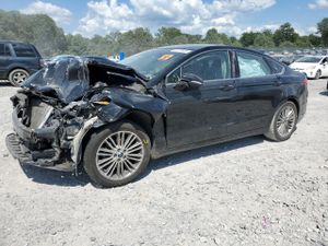 Ford Fusion SE 2.0L 4 2014