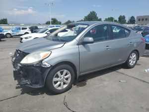 Nissan Versa S 1.6L 4 2014