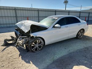 Mercedes-Benz C 300 4MATIC 2.0L 4 2015