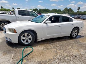 Dodge Charger SXT 3.6L 6 2014