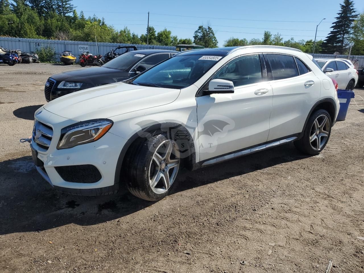 Mercedes-Benz GLA 250 4MATIC 2.0L 4 2015
