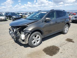 Toyota Rav4 XLE 2.5L 4 2013
