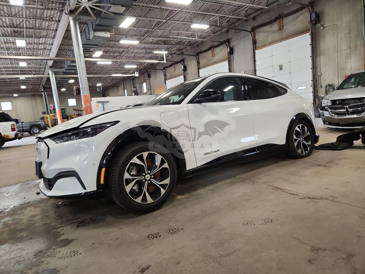 Ford Mustang Mach-E PREMIUM 2021