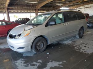 Toyota Sienna CE 3.3L 6 2006
