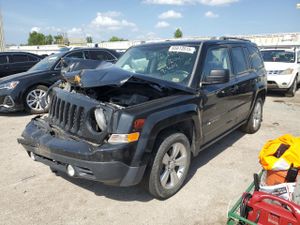 Jeep Patriot LATITUDE 2.4L 4 2014