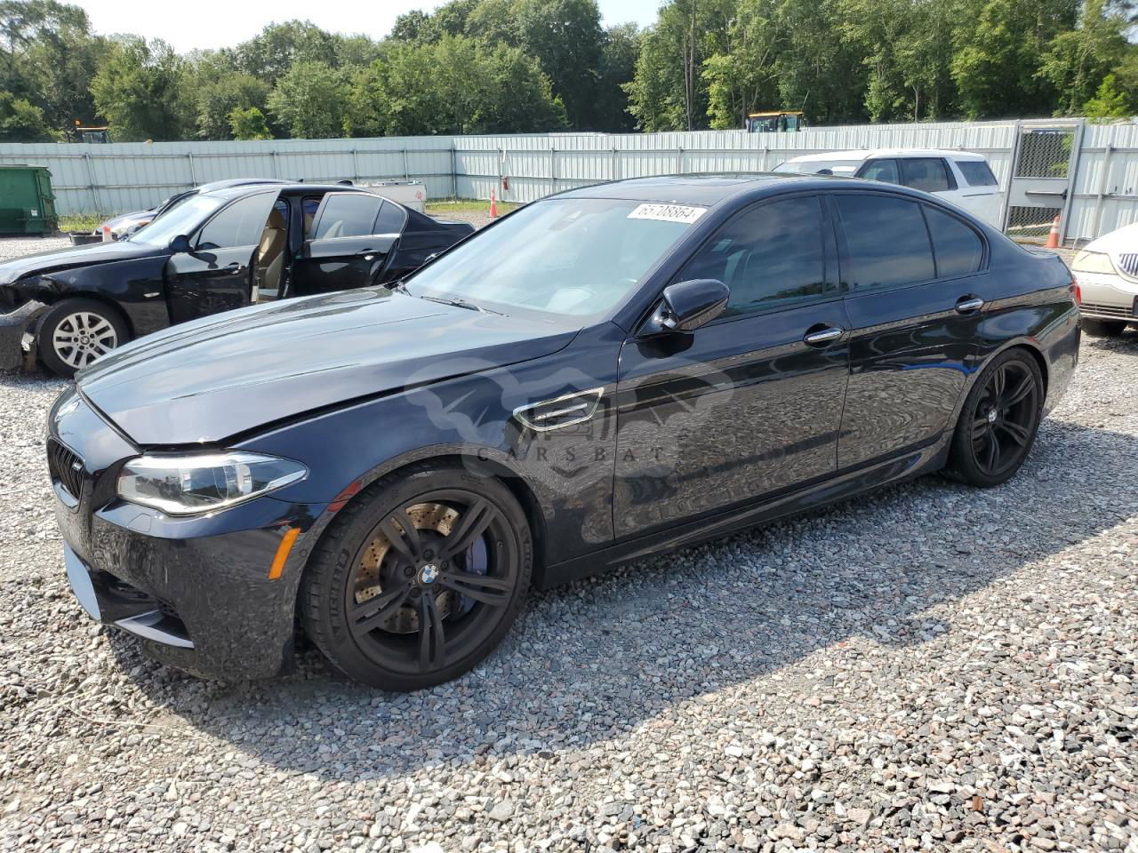 BMW M5 4.4L  8 2016
