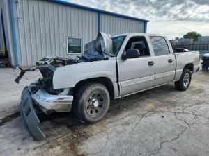 Chevrolet Silverado 1500 C1500 5.3L 8 2005
