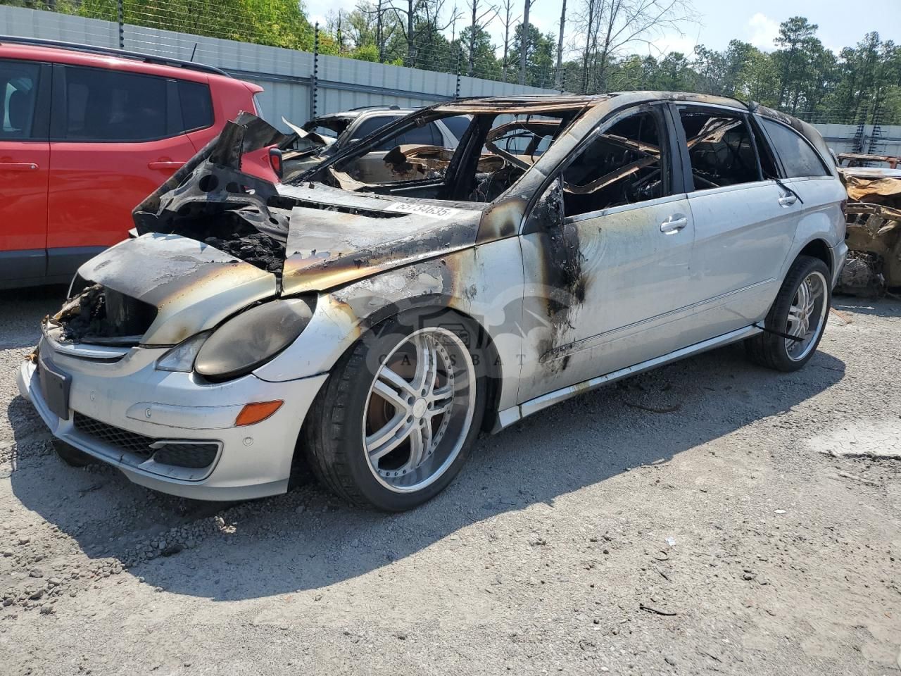 Mercedes-Benz R 500 5.0L 8 2006