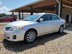 Toyota Corolla BASE 1.8L 4 2013
