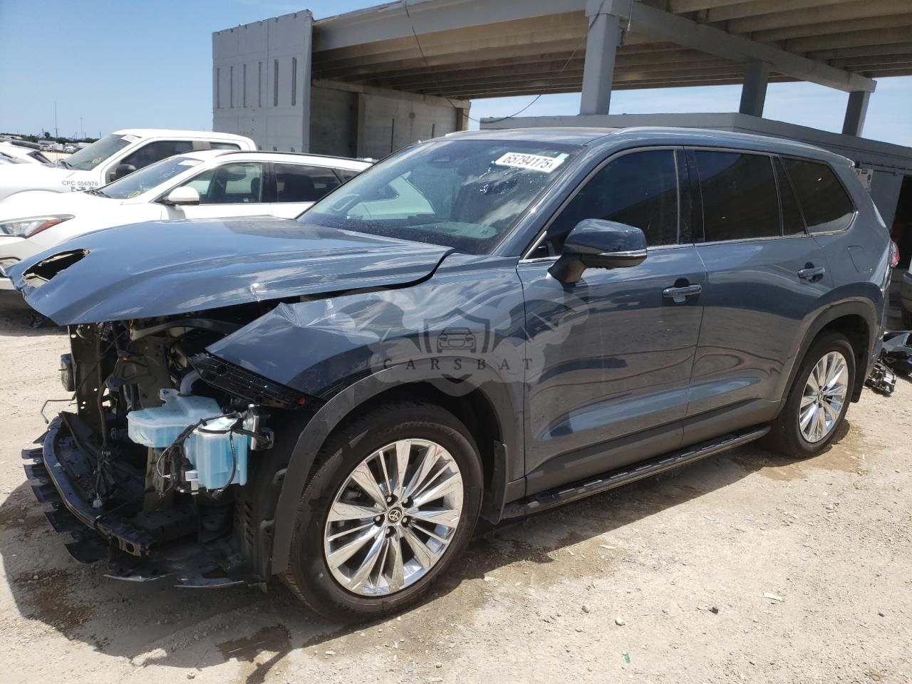 Toyota Grand Highlander XLE 2.4L 4 2024