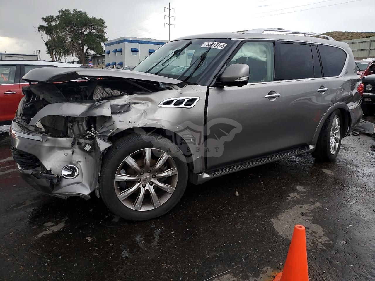 Infiniti QX56 5.6L 8 2012