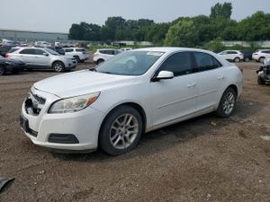 Chevrolet Malibu 1LT 2.5L 4 2013