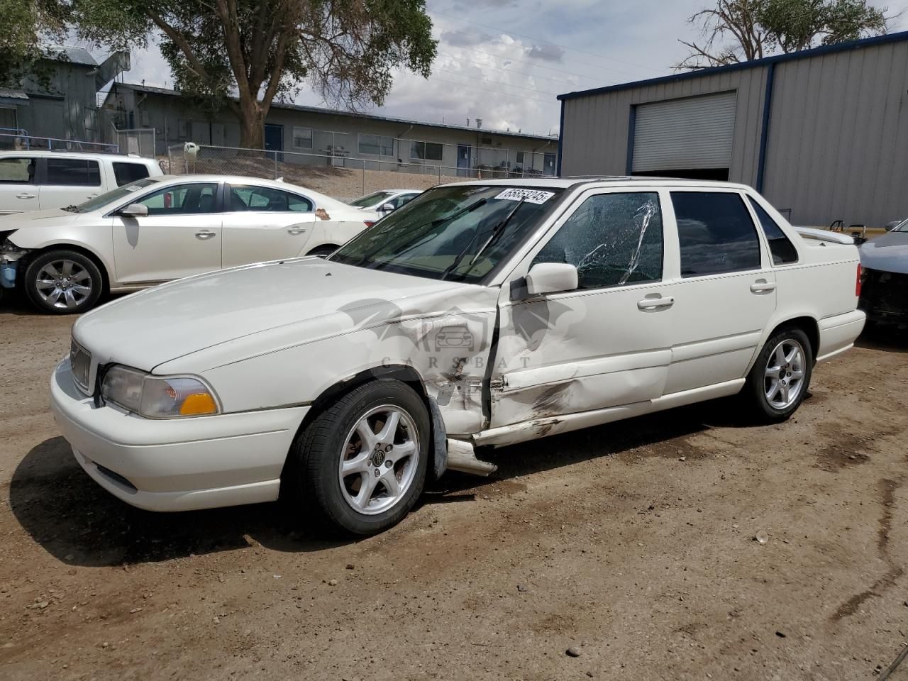 Volvo S70 BASE 2.4L 5 2000