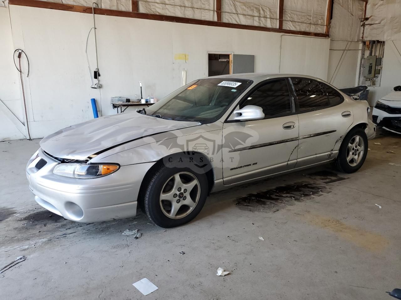 Pontiac Grand Prix SE 3.1L 6 2002